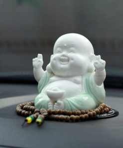 Tượng Di Lặc để xe ô tô ý nghĩa