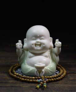 Tượng Di Lặc để xe ô tô ý nghĩa