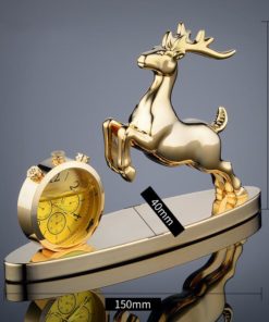 Tượng hươu để trên ô tô trang trí