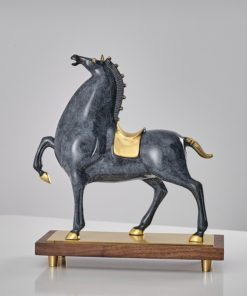 Tượng ngựa hoàng gia