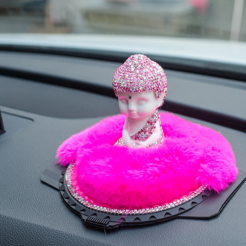 tuong-phat-nhu-lai-de-oto-3 Tượng Phật Như Lai đệm lông để taplo thu hút tài lộc