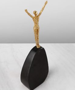 Tượng vận động viên xinh xắn