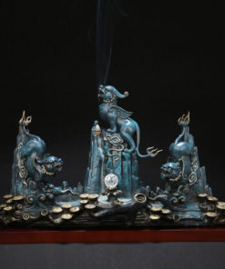 Tỳ hưu kết hợp lư trầm hương