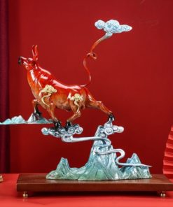 Tượng bò tót cưỡi mây bằng đồng đẹp