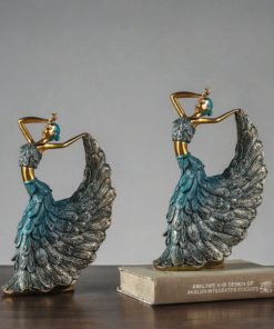 Tượng múa chim công