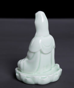 Tượng Phật Quán Thế Âm để xe oto