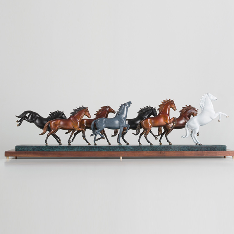 Tượng bát mã cao cấp bằng đồng đẹp