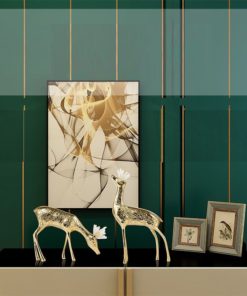 Con nai bằng đồng trang trí kệ tivi