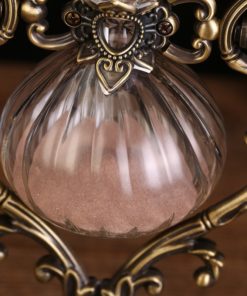 Đồng hồ cát cổ điển hình trái tim