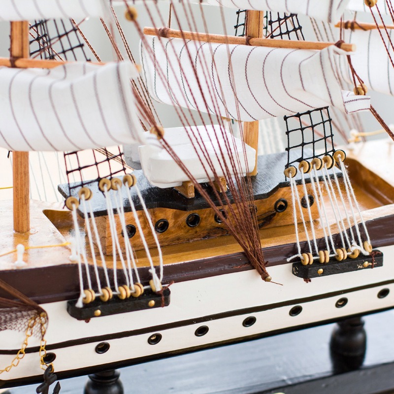 Thuyền buồm tặng tân gia, doanh nghiệp