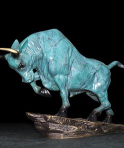 Tượng bò tót CD28