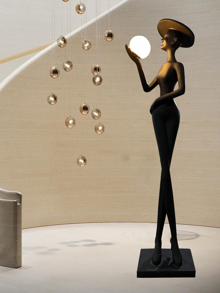 Tượng đèn cô gái