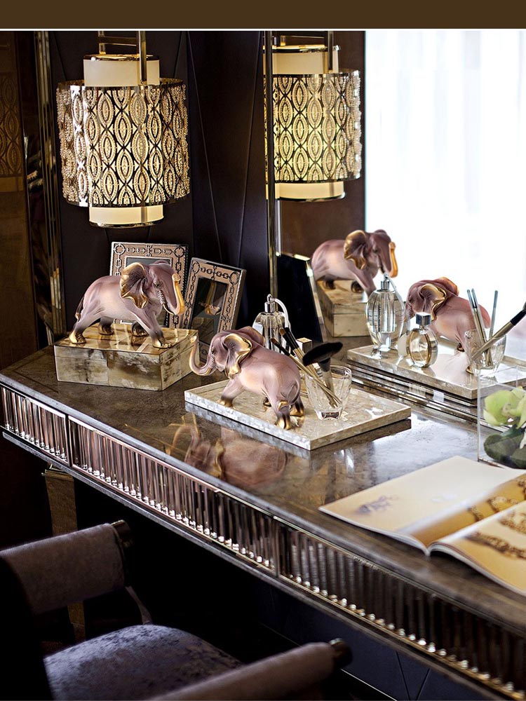 tuong-linh-vat-voi-3 (1) Tượng linh vật voi để bàn