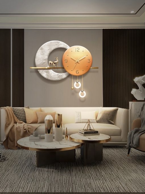 Đồng hồ treo tường hình hươu nai sang trọng