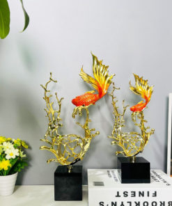 Mô hình cá trong nước trang trí phòng khách