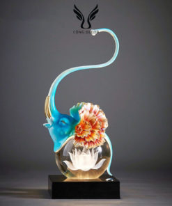 Động vật pha lê kèm đèn led sang trọng