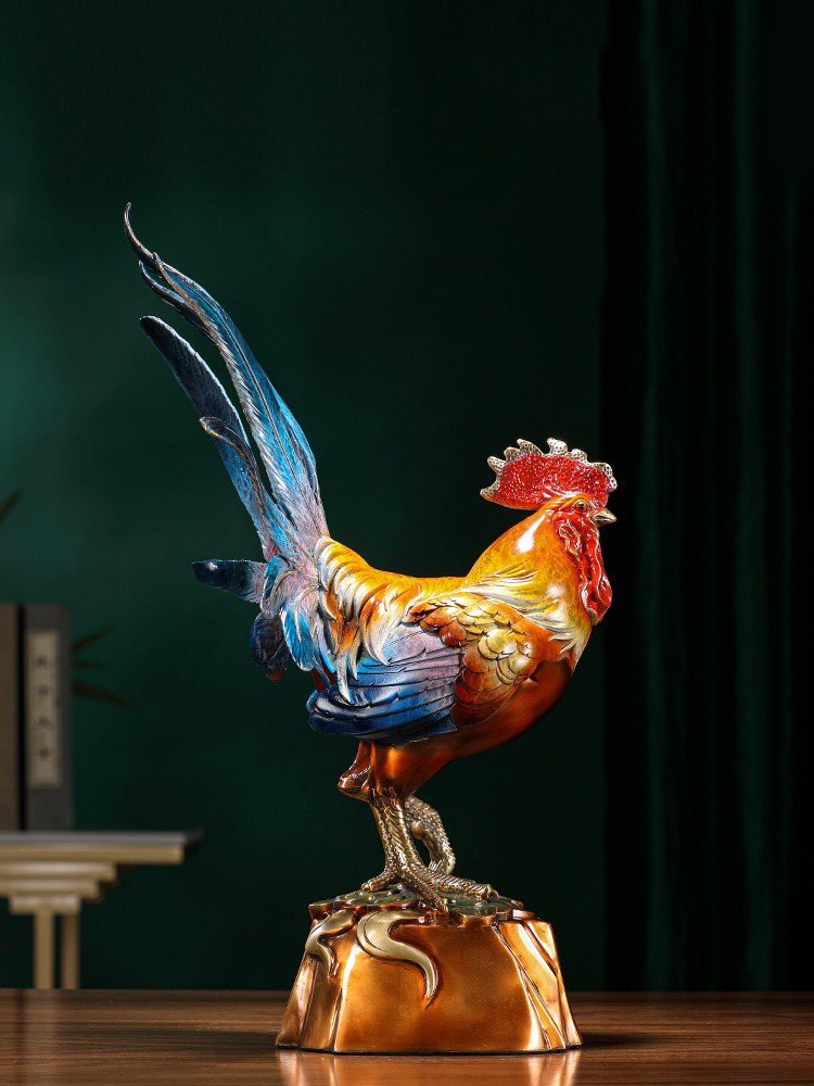 Tượng gà trống may mắn