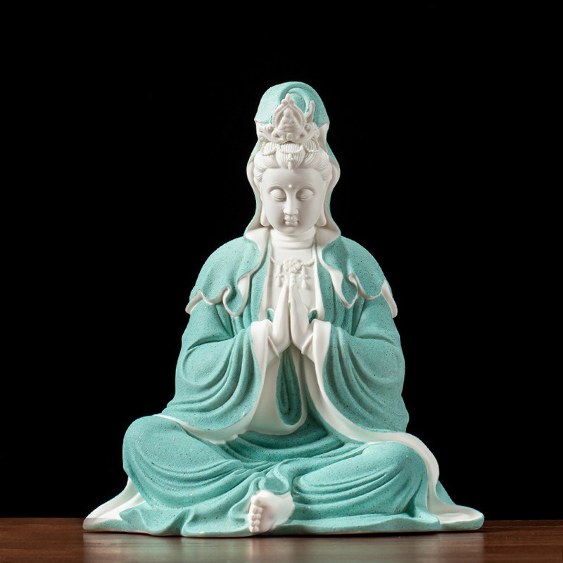 Thác khói trầm hương Quan Thế Âm trấn giữ bình an