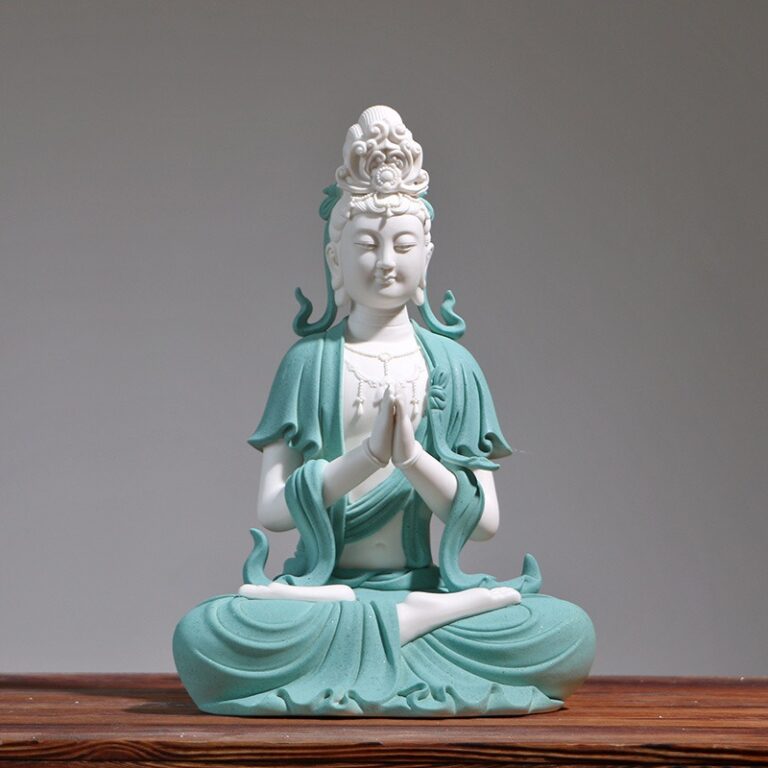 Tượng Quan Thế Âm bằng gốm CD1812