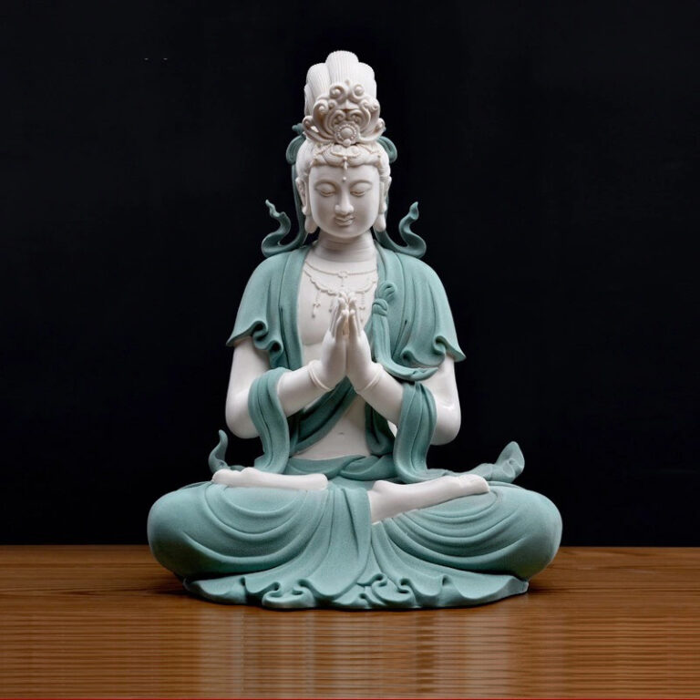 tuong-quan-the-am-bang-gom-3-768x768 Tượng Quan Thế Âm bằng gốm CD1812