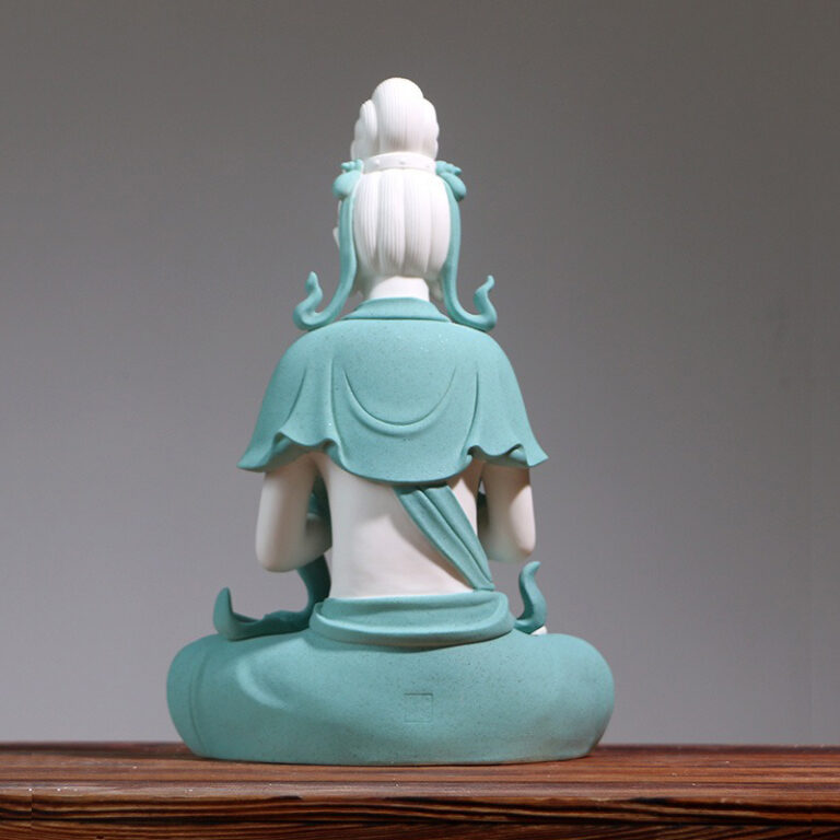 Tượng Quan Thế Âm bằng gốm CD1812
