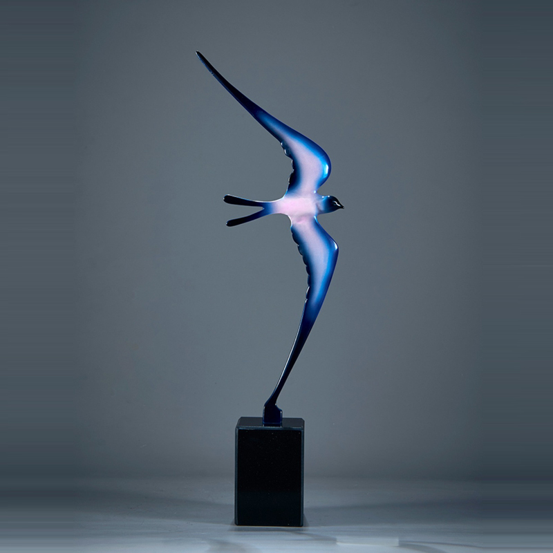 tuong-en-nghe-thuat-de-ban-4