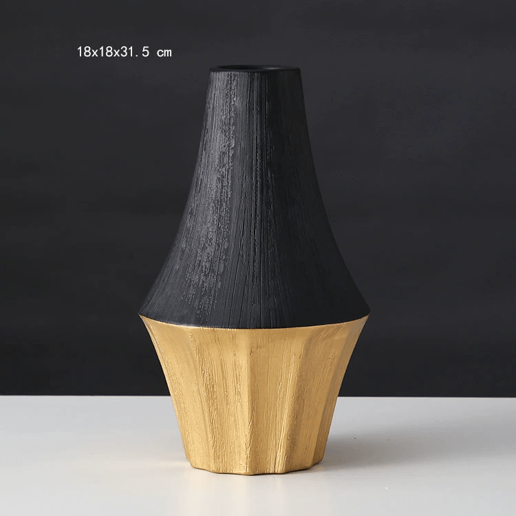 Bình Hoa Dáng Chóp Cổ Điển