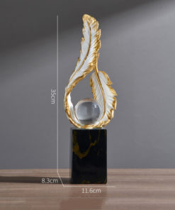 Cánh Lông Vũ Hoàng Kim