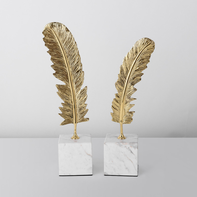 Cánh Lông Vũ Tự Do