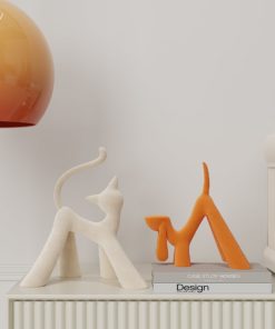 Cặp Mèo Con Tinh Nghịch