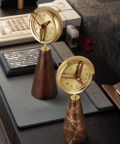 Đồng Hồ Gỗ Óc Chó Để Bàn Sáng Tạo