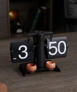 Đồng Hồ Lật Kết Hợp Giữa Cổ Điển Và Hiện Đại