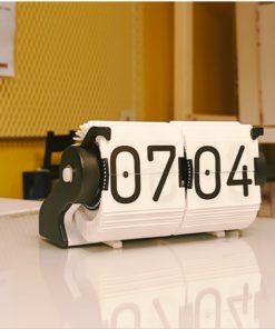 Mẫu Đồng Hồ Lật Độc Đáo Cho Phong Cách Tối Giản