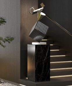 Tượng Cân Bằng Khối Lập Phương