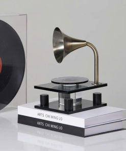 Mô Hình Máy Nghe Nhạc Cổ Điển