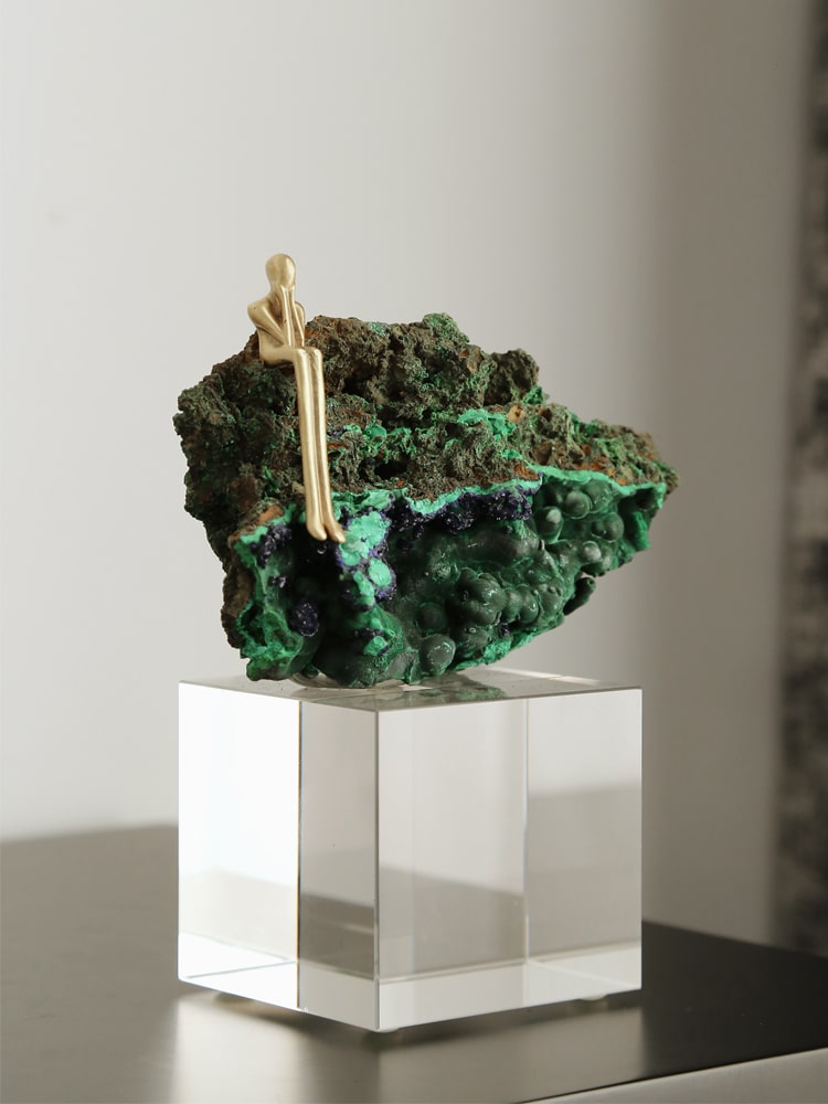 Tượng Nghệ Thuật Người Suy Tư Trên Ngọc Lục Bảo