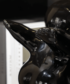 Tượng Bé Nhún Bay