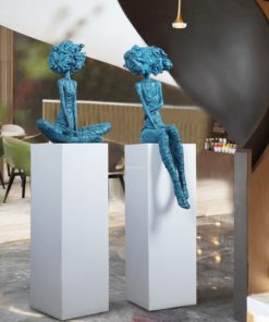 Tượng Cô Gái Làn Tóc Gió