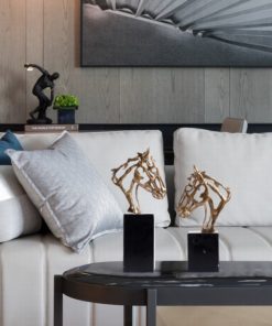 Tượng Đầu Ngựa Khung Kim Loại Nghệ Thuật