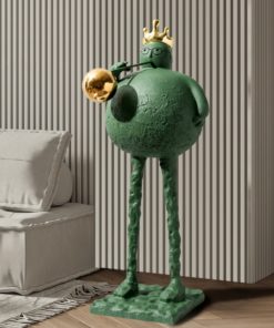 Tượng Vua Thổi Kèn Vui Nhộn