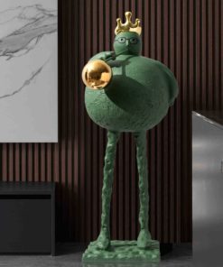 Tượng Vua Thổi Kèn Vui Nhộn