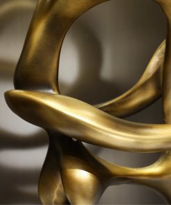 Tượng Điêu Khắc Bước Chân Vô Hình