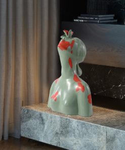 Tượng Điêu Khắc Hoa Trên Mặt Nghệ Thuật