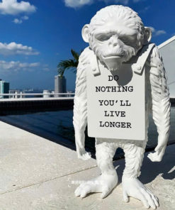Tượng Khỉ Banksy ‘Do Nothing’
