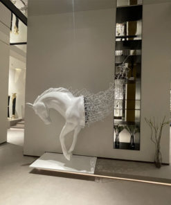 Tượng Ngựa Điêu Khắc Trừu Tượng