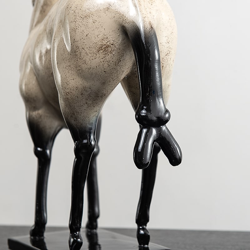 Tượng Ngựa Hình Thể Độc Đáo