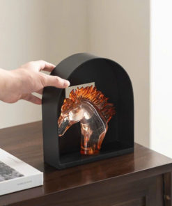 Tượng Ngựa Trong Suốt Nghệ Thuật