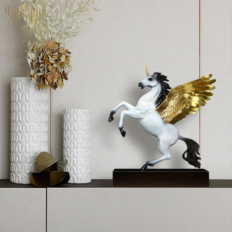 Tượng Bạch Ngân Thiên Mã