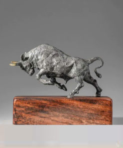 Tượng Bò Tót Dũng Mãnh Phong Thủy