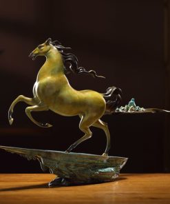 Tượng Chiến Mã Đạp Vân